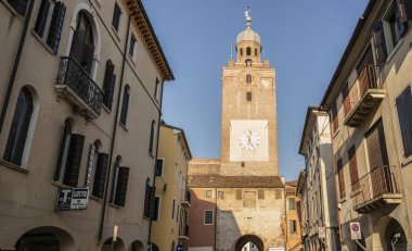 Castelfranco Veneto köyünün merkezine bakın. 24 Mart 2019 Castelfranco Veneto, Treviso - İtalya