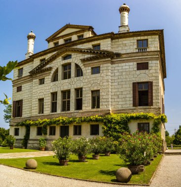 Venedik 'te bulunan La Malcontenta adlı Foscari villasının manzarası. 15 Temmuz 2018 Malcontent, Veneto - İtalya