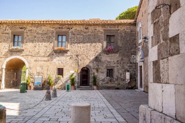 Casertavecchia Katedral Meydanı. Haziran 2019 Caserta, Campania - İtalya