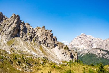 Misurina, Veneto yakınlarındaki Dolomite dağlarının manzarası - İtalya