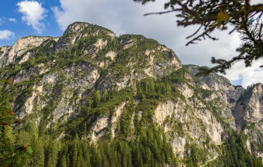 Dağların güzel manzarası