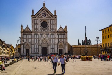 Floransa 'daki Santa Croce Meydanı' nın manzarası. 25 Nisan 2018 Floransa, Toskana - İtalya