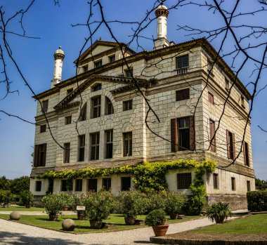 Venedik 'te bulunan La Malcontenta adlı Foscari villasının manzarası. 15 Temmuz 2018 Malcontent, Veneto - İtalya
