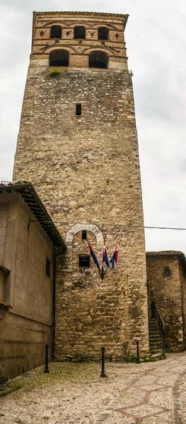 Άποψη Ενός Μεσαιωνικού Πύργου Στο Χωριό Νάρνι Της Ούμπρια Ιταλία — Φωτογραφία Αρχείου