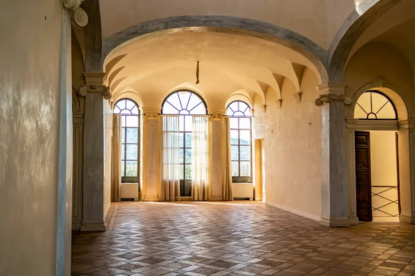Battaglia Terme 'deki Villa Selvatico' nun iç görüntüsü. 24 Mayıs 2020 Battaglia Terme, Veneto - İtalya