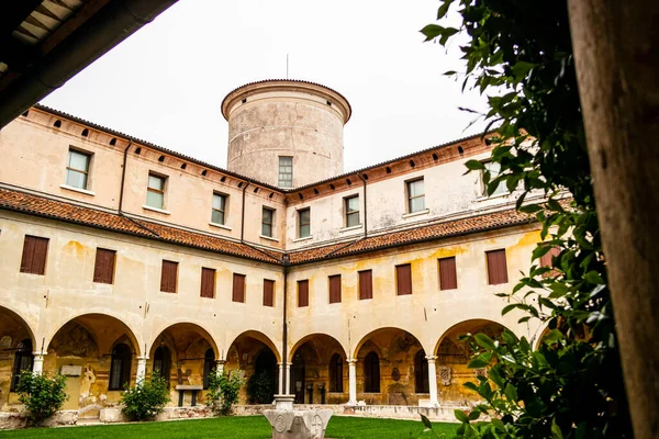Klasztor Miejskiego Muzeum Bassano Del Grappa Kwietnia 2019 Bassano Del — Zdjęcie stockowe