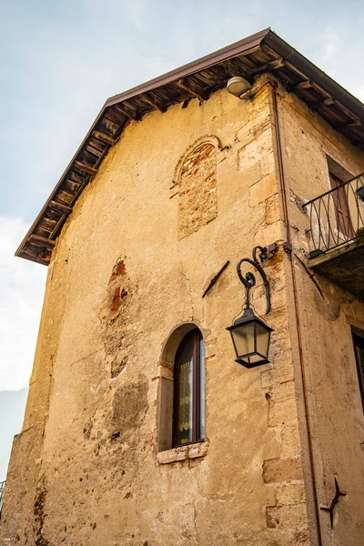 Blick Auf Ein Altes Bauernhaus Feltre Provinz Belluno Venetien Italien — Stockfoto