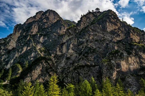 美しい山の風景 自然旅行 — ストック写真