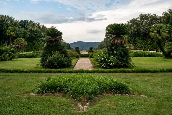 Вид Парк Королевского Дворца Казерты Июнь 2018 Caserta Campania Italy — стоковое фото