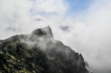 Dağların güzel manzarası