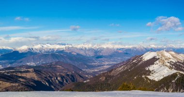 Dağların güzel manzarası