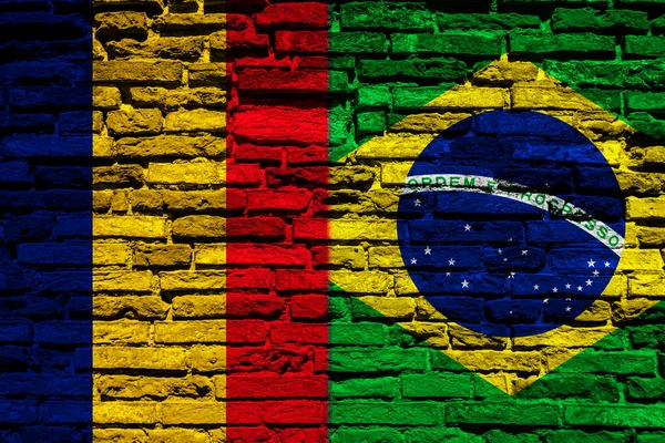 Прапори Ciad Brazil Цегляній Стіні — стокове фото