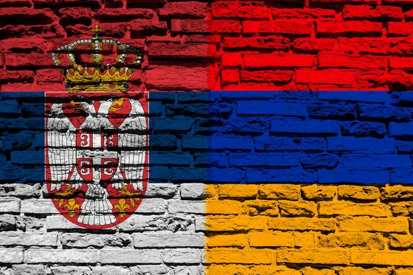Прапори Сербії Вірменії Цегляній Стіні — стокове фото