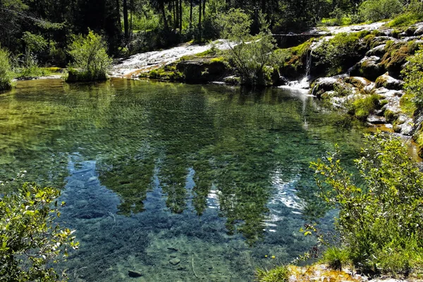 Calalzo, Belluno 'daki Lagole Gölü Parkı - İtalya