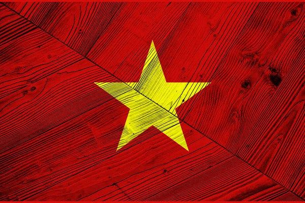 ベトナムの装飾的なカラフルな旗の木製の背景 — ストック写真
