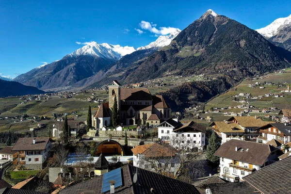 Merano Talya Nın Scena Köyü — Stok fotoğraf