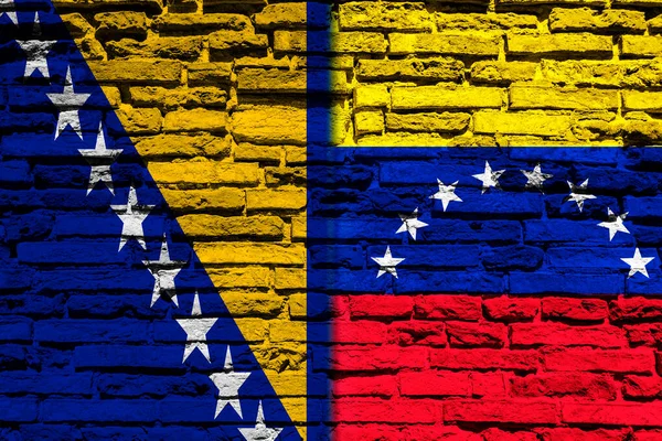 Flagi Bośni Hercegowiny Oraz Wenezueli Murze Cegły — Zdjęcie stockowe