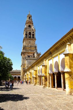 Cordoba Katedrali 'nin kulesi. 13 Ağustos 2016 Cordoba, Endülüs - İspanya