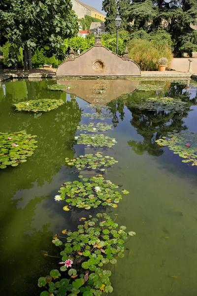 Célèbre Alcazar Avec Bel Étang Cordoue Espagne — Photo