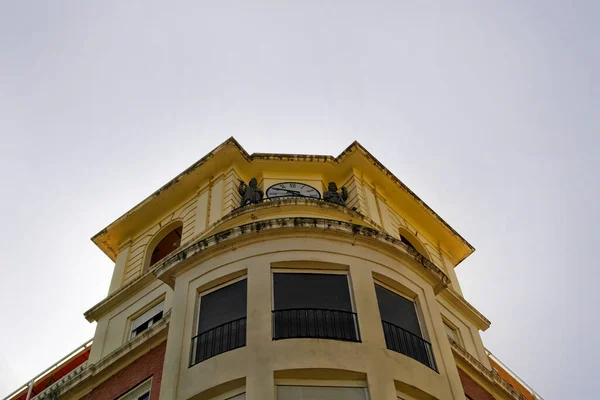 コルドバ プラザ テンディラスの時計 アンダルシア スペイン — ストック写真