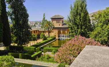 Granada 'daki Alhambra Kalesi. Ağustos 2016 Granada, Endülüs - İspanya