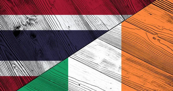 Banderas Tailandia Irlanda Sobre Tablas Madera — Foto de Stock