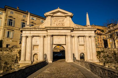İtalya 'nın Bergamo şehrinin eski kasabası.