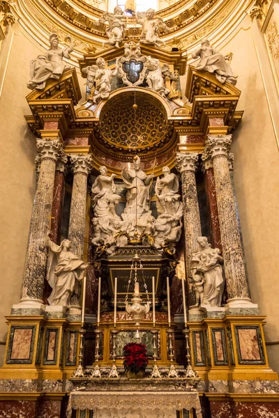 Інтер Церкви Місті Бергамо Італія — стокове фото