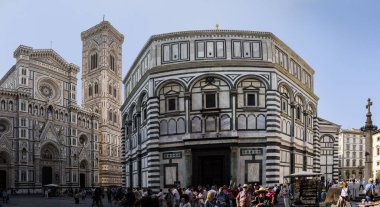 Padua 'daki Piazza del Duomo manzarası. 14 Temmuz 2019 Padua, Veneto - İtalya