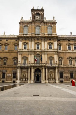 Modena 'daki Ducal Palace' a bak. 18 Eylül 2017 Modena, Emilia Romagna, İtalya