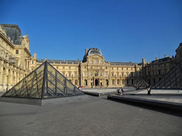 파리의 루브르 박물관 2012 프랑스 — 스톡 사진