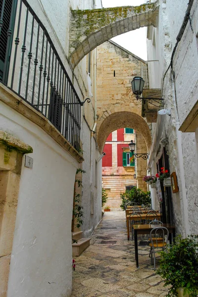 Alley Aldeia Locorotondo Puglia Itália — Fotografia de Stock