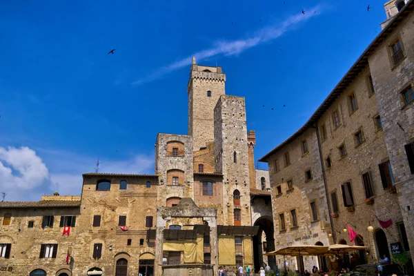 Vue Piazza Duomo Sous Une Arche San Gimignano Toscane Italie — Photo