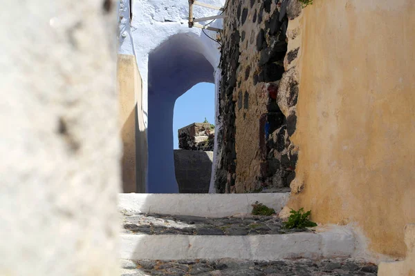 Parede Pedra Velha Com Céu Azul — Fotografia de Stock