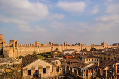 Padua ilindeki Cittadella 'nın ortaçağ duvarlarından bir görüntü. 11 Şubat 2018 Cittadella, Veneto - İtalya