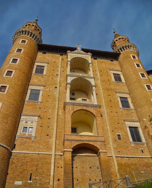 Άποψη Του Παλατιού Ducal Στο Urbino Pesaro Umbria Ιταλία — Φωτογραφία Αρχείου