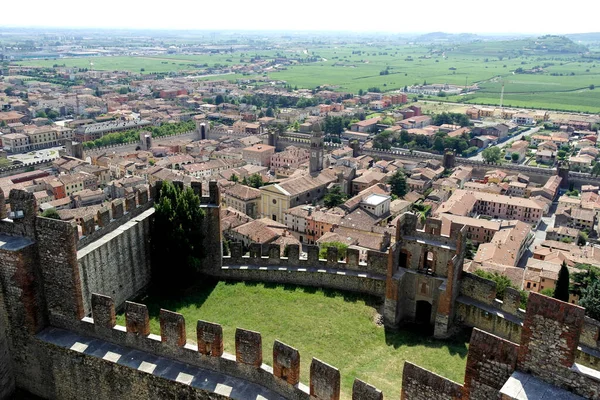 Замок Скаліґеро Сов Верона Італія — стокове фото