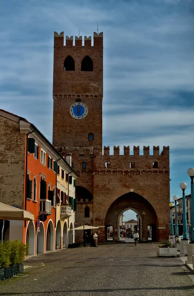 Torre Medieval Con Reloj Noale Venecia Italia —  Fotos de Stock