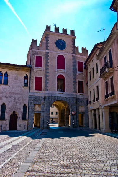 Starověký Palác Hodinami Serravalle Vittoriu Veneto Treviso Itálie — Stock fotografie