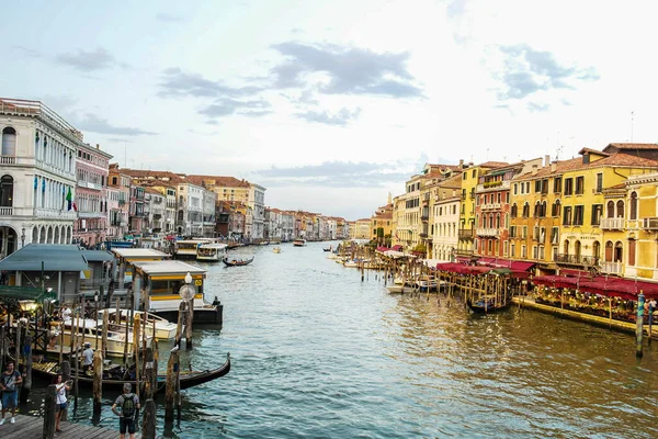 베네치아 대운하를 베네치아의 궁전들을 바라보 십시오 2017 베네치아 베네토 이탈리아 — 스톡 사진