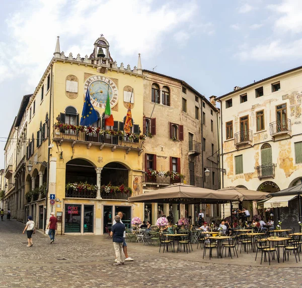 파시에 역사적 건물에 십시오 2021 비첸차 이탈리아의 — 스톡 사진