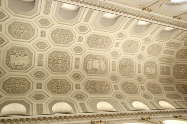 Napoli Kraliyet Sarayı 'nın tavanının manzarası. 14 Ağustos 2025, Napoli, İtalya