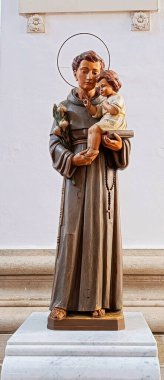 Padua 'lı Aziz Anthony' nin heykeli