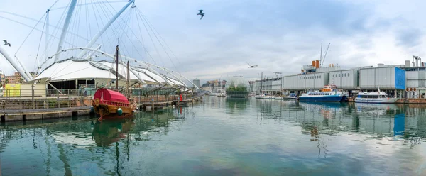 Cenova, İtalya, Eski Liman Panoraması.