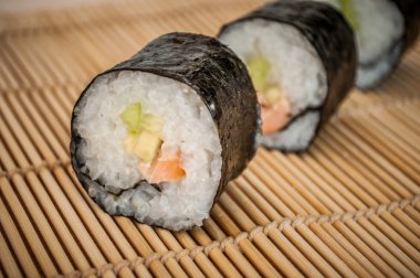 suşi rulo
