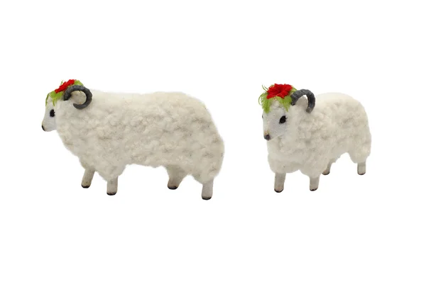 Изолированное фото овечьей игрушки . — стоковое фото