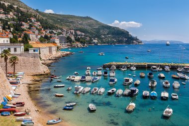 Dubrovnik eski kasaba pier Dağ Manzaralı
