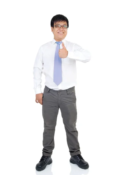 Уверенный азиатский бизнесмен — стоковое фото