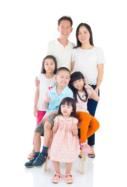 Asiatiska familj — Stockfoto