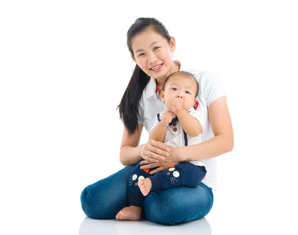 Famiglia asiatica — Foto Stock